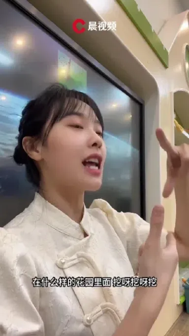 恒指直播间素青老师(恒指直播尹老师)_恒指直播室_第1张_厚德恒指期货直播室 恒指直播间素青老师(恒指直播尹老师)_https://www.hougads.com_恒指直播室_第1张