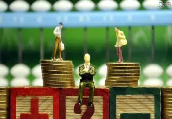 期货基金哪个风险大(期货股票基金哪个风险大)_https://www.hougads.com_恒指期货_第1张